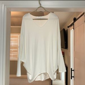 Long sleeved bat wing shirt